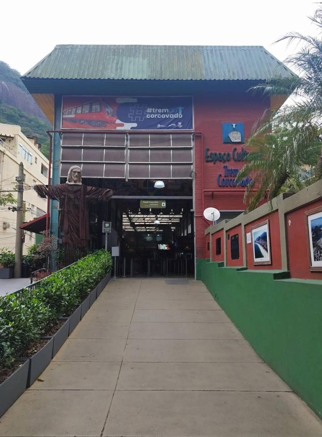 Ao Pe Do Cristo - Rj Tempat Tidur & Sarapan Rio de Janeiro
